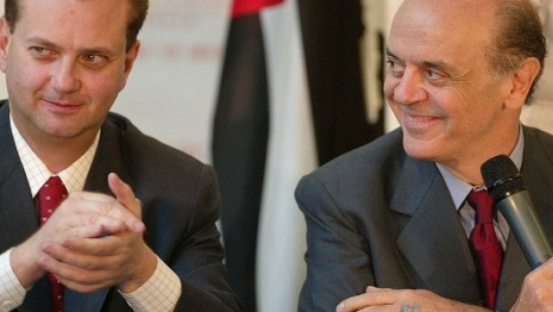 Ministros de Temer ignoram normas em 238 viagens