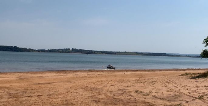 Barco vira na Represa Jurumirim e deixa uma pessoa morta em Avaré