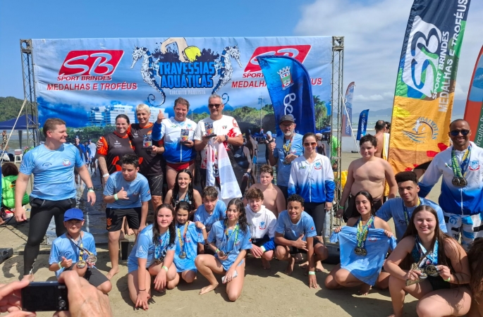 Equipe de natação de Avaré vence etapa de circuito de águas abertas