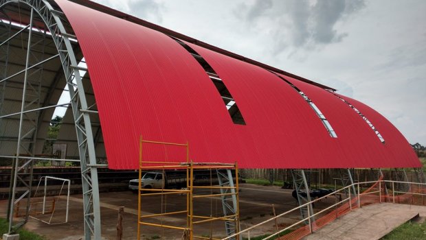 Avaré: Prefeitura investe mais de R$1,4 milhão para cobrir quadras esportivas em escolas