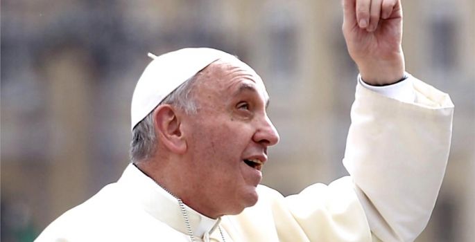 Papa pede aos sacerdotes para recorrer ao exorcismo