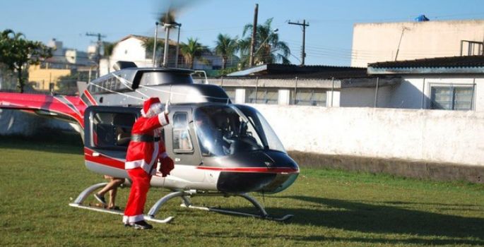 Sábado tem chegada do Papai Noel de Helicóptero em Avaré