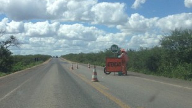 Avaré - Sistema Pare e Siga na Rodovia João Mellão (SP 255)