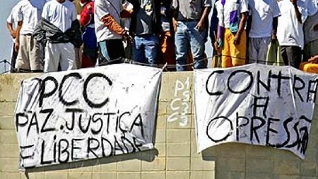PCC tem 1.001 gerentes e pagava R$ 6 milhões anuais a advogados, mostra inquérito  A Polícia Civil e
