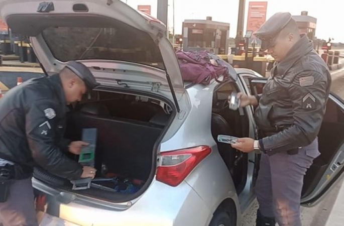 Polícia apreende dispositivos para furtar dinheiro de depósitos em caixas eletrônicos