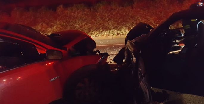 Acidente deixa dois feridos na SP-245 em Avaré