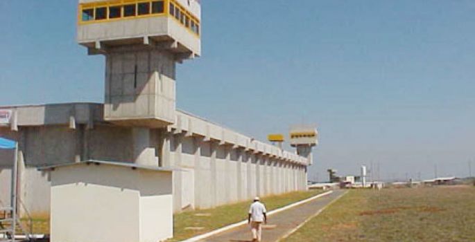 Visitantes de presos são barradas de entrar com entorpecentes em presídios da região