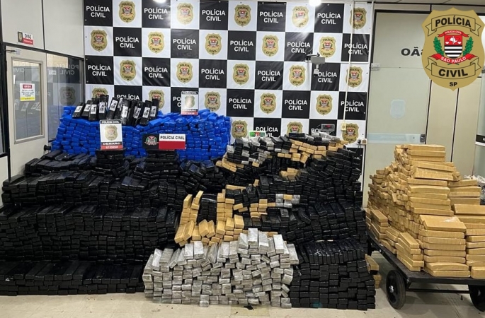 Polícia Civil apreende 3 toneladas de drogas em Itatinga