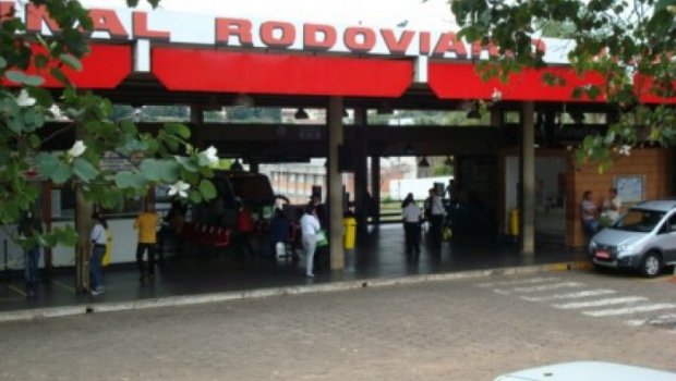 Vereadores pedem cuidados no Terminal Rodoviário     