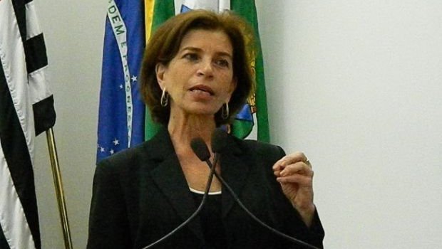 Rosângela pede “força-tarefa” para denominar ruas