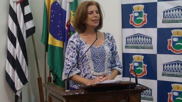 Rosângela quer comissão de análise para Educação