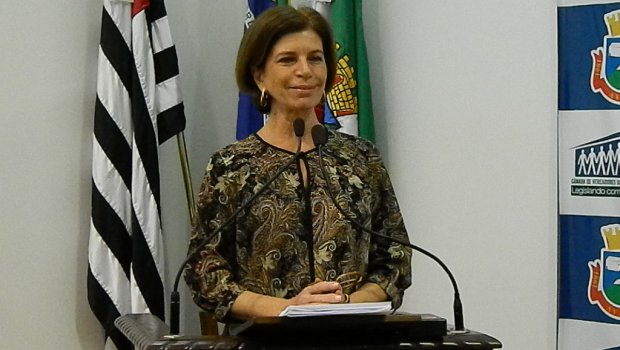 Rosângela Paulucci pede que Sabesp conserte tubulação no Plimeq