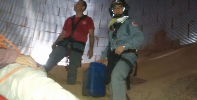 Tragédia em Paranapanema: Homens são soterrados por toneladas de  soja