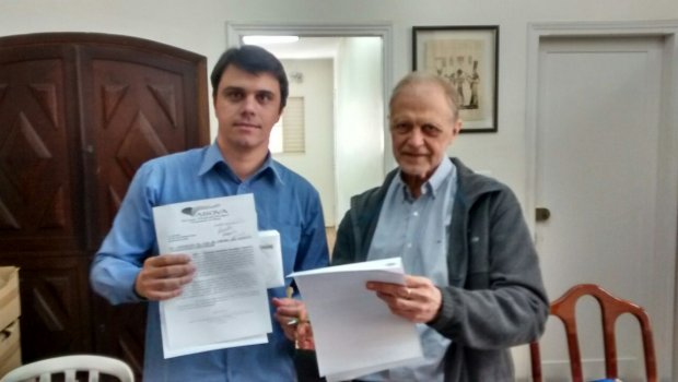 Ortega articula recursos para Avaré