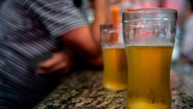 PM flagra homem dirigindo embriagado em Avaré