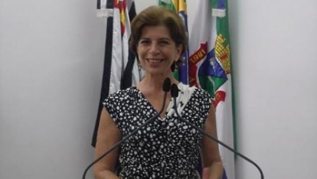 Rosângela pede instalação de ecopontos nas escolas e incentivo ao 1º emprego