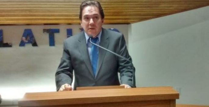 Vereador quer que colegas tomem providências contra radialista por serem chamados de “safados”
