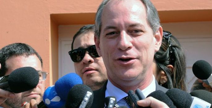 “Mais fácil um boi voar do que o PT apoiar alguém”, diz Ciro Gomes