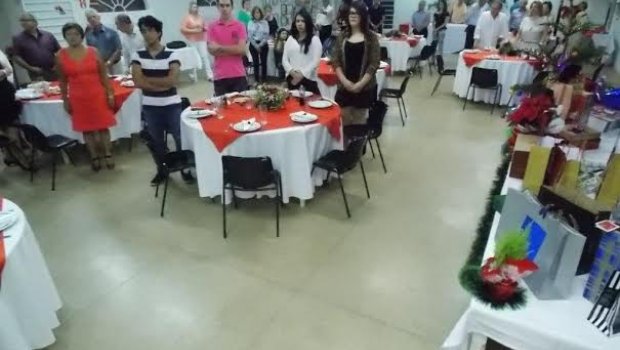 Rotary realizou na última terça, o seu jantar de Natal 2015