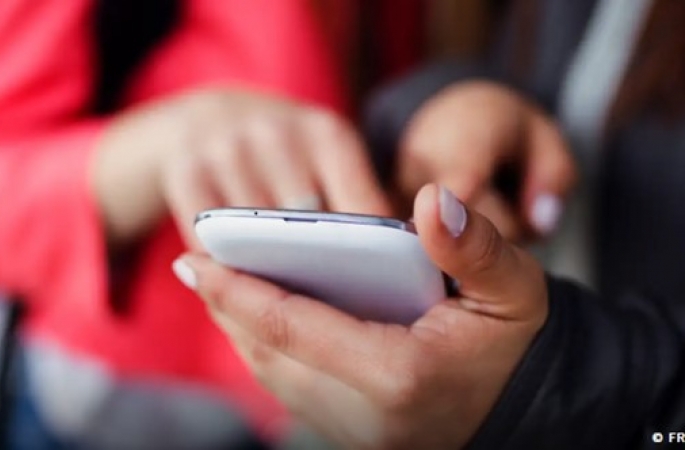 Instagram proíbe menores de 16 anos de abrirem live sem autorização dos pais