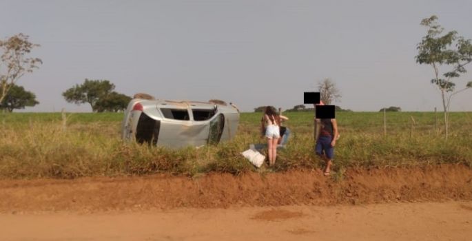 Jovem de 22 anos morre após capotar carro na Represa de Jurumirim