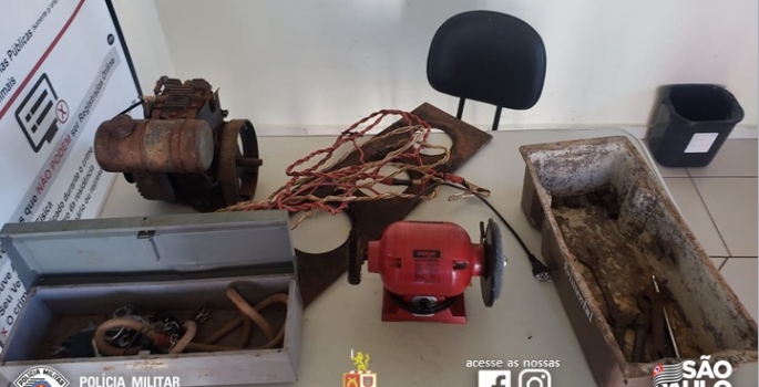 Homem é flagrado pela PM após furtas objetos de propriedade rural em Avaré