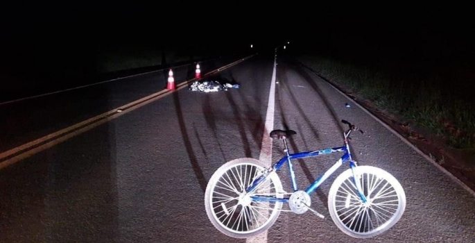 Ciclista morre atropelado em Itaberá; motorista fugiu