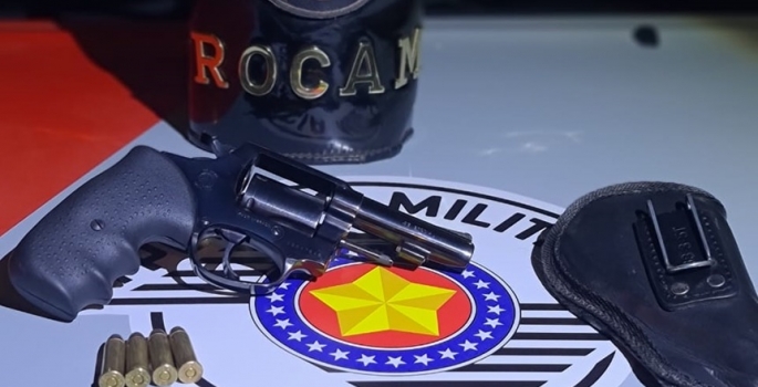 ROCAM prende homem por porte ilegal de arma de fogo em Avaré