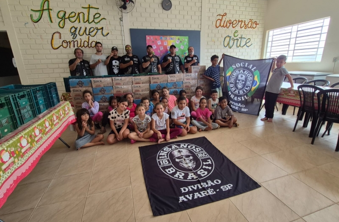Insanos MC arrecada mais de 1,4 mil litros de leite para crianças atendidas pelo VANA em Avaré