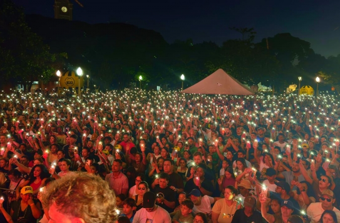 Marcha para Jesus reúne cerca de 30 mil pessoas e transforma Avaré em palco do maior evento gospel da região