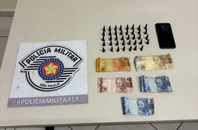 Menor de 15 anos é apreendido por tráfico de drogas