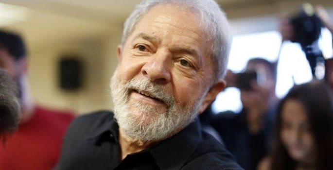 Datafolha: Lula se mantém em liderança na disputa para presidente