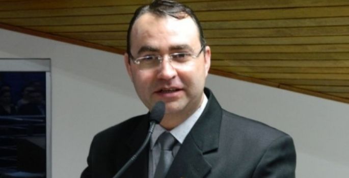 Zandoná solicita que prefeito cancele um show para melhoria do Distrito de Barra Grande