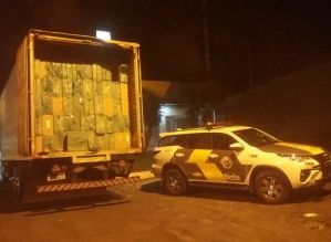 TOR prende motorista com 400 mil maços de cigarros contrabandeados