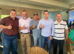 Avaré participa de encontro de prefeitos da AMVAPA