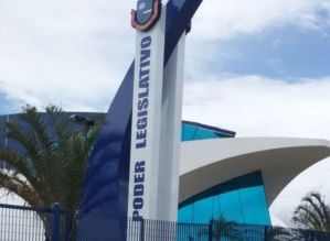 Vereadores derrubam dois vetos do Executivo
