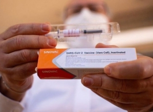 Ministério da Saúde anuncia estudo para avaliar 3ª dose em vacinados com a Coronavac