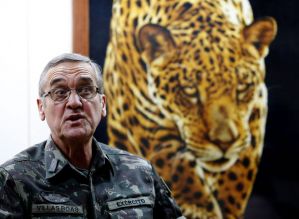 “Contaminação de tropas federais por facções criminosas preocupa”, preocupa General