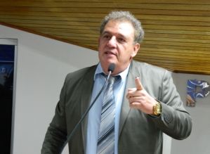 Estati questiona falta de resposta dos secretários municipais