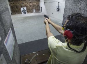 Com Bolsonaro, registros de novas armas aumentam ao menos 48%