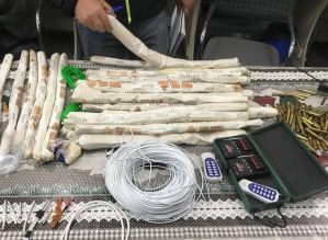 Bando especializado em explodir carros-fortes é preso