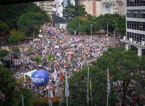 Funcionalismo: professores do estado cobram reajuste salarial
