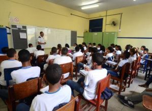 Senado aprova tornar Fundeb permanente e aumentar recurso federal à educação básica