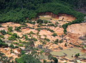 Relatório aponta militares comprados pelo garimpo na TI Yanomami no início da gestão Bolsonaro