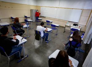 Prazo de transferência de alunos nas escolas estaduais de SP é prorrogado até sexta-feira (15)