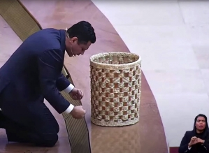 Na pandemia, igreja pede doação do auxílio emergencial do fiel