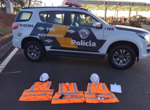 Polícia prende quadrilha especializada em roubo de caminhões e resgata quatro reféns em cativeiros