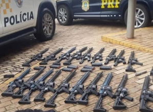 Polícia apreende 20 fuzis escondidos na lataria de carros no interior de SP