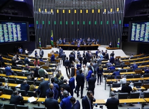 Dados do Censo pressionam Câmara por nova divisão de vagas