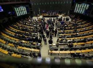 Senado aprova aumento do número de deputados de 513 para 531